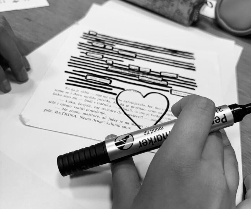 U školskoj knjižnici održana genijalna Blackout poetry radionica kojom je obilježen Mjesec hrvatske knjige