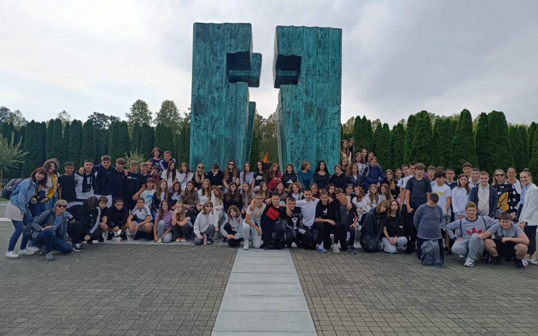 Osmaši posjetili Grad Heroj