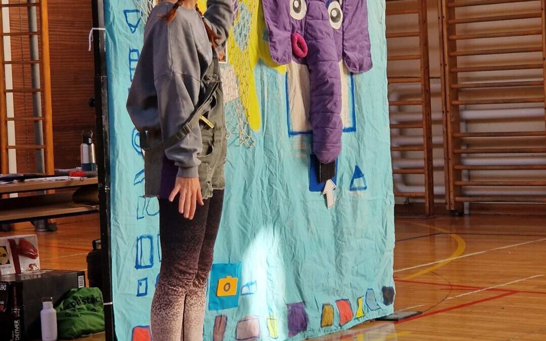 Međunarodni dan djeteta i Međunarodni dan tolerancije obilježeni poučnom i zanimljivom predstavom