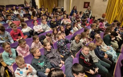 Prvašići uživali u legendarnoj predstavi i dočekali svetog Nikolu